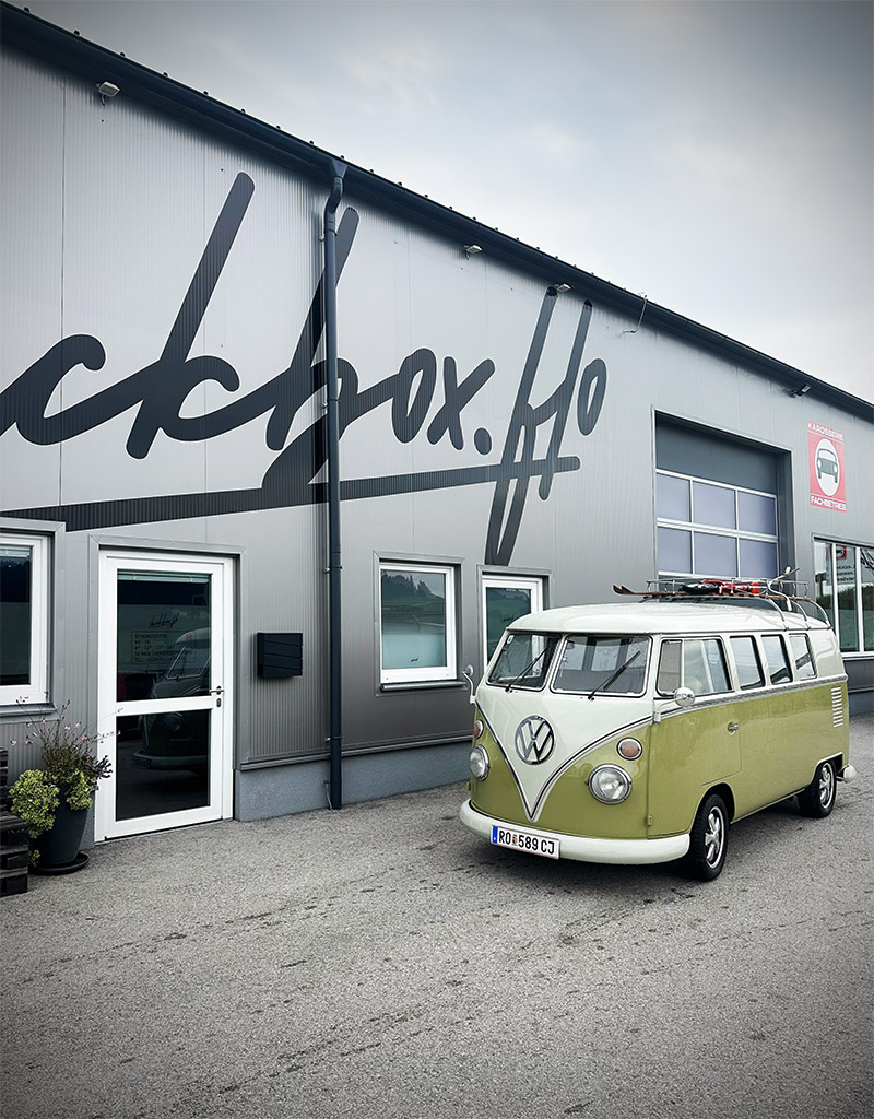Firmengebäude LackboxFlo Firmengebäude LackboxFlo