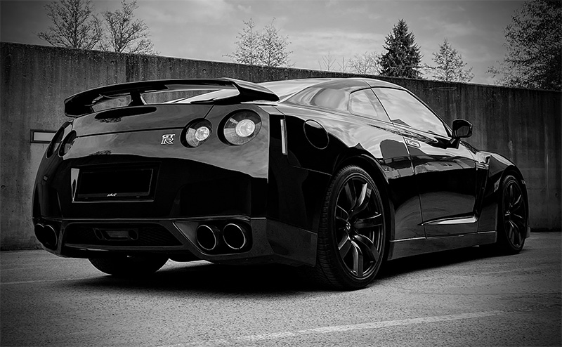 Nissan GTR Back