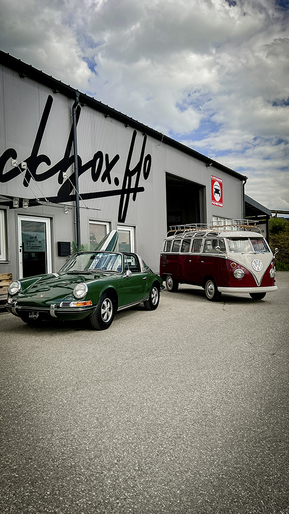 Porsche 911 Targa und Bullibox